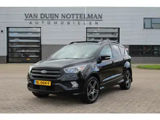 Foto 12 van Ford Kuga 1.5 EcoBoost ST Line AWD / Panoramadak / Trekhaak