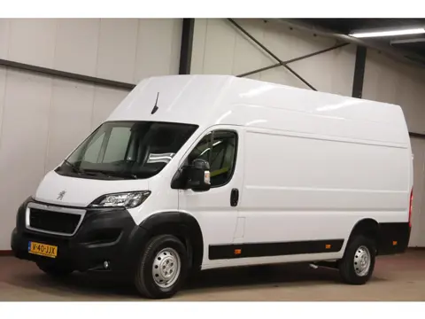 Peugeot Boxer 140PK L4H3 AIRCO CAMERA Peugeot Boxer 140PK L4H3 AIRCO CRUISE CONTROL