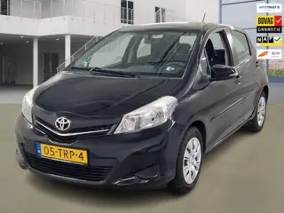 Foto 11 van Toyota Yaris 1.3 VVT-i Aspiration 2e Eig. 26.200 km +NAP NL-auto