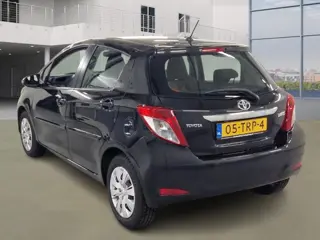 Foto 14 van Toyota Yaris 1.3 VVT-i Aspiration 2e Eig. 26.200 km +NAP NL-auto