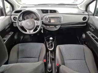 Foto 19 van Toyota Yaris 1.3 VVT-i Aspiration 2e Eig. 26.200 km +NAP NL-auto