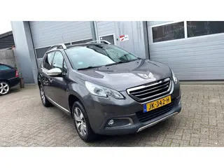 Foto 20 van Peugeot 2008 1.2 PureTech Allure-Navi-Leder-Panoram-Trekhaak