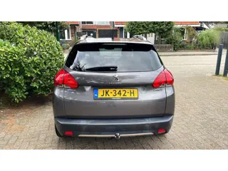 Foto 16 van Peugeot 2008 1.2 PureTech Allure-Navi-Leder-Panoram-Trekhaak