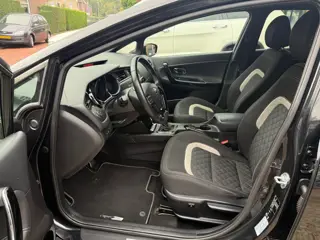 Foto 12 van Kia Cee'd Sportswagon 1.0 T-GDi GT-Line I CLIMA I CRUISE I CAMERA I NAVI I BLUETOOTH I