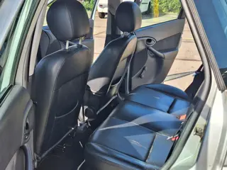 Foto 18 van Ford Focus Wagon €650,- TEKST GOED LEZEN !!!!!