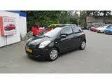 Foto 30 van Toyota Yaris 1.3 VVTi Sol MMT