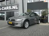 Foto 21 van Volkswagen POLO 1.6 TDI Highline AUTOMAAT|STOELVERWARMING|LM VELGEN 15 INCH|AIRCO