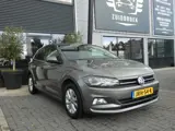 Foto 24 van Volkswagen POLO 1.6 TDI Highline AUTOMAAT|STOELVERWARMING|LM VELGEN 15 INCH|AIRCO