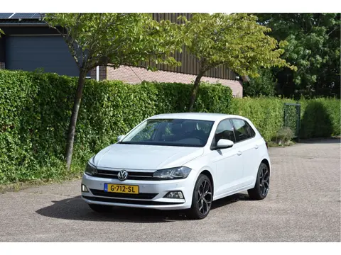 Volkswagen Polo 1.0 TSI 96 PK PDC Navi Carplay NAP garantie Comfortline Business