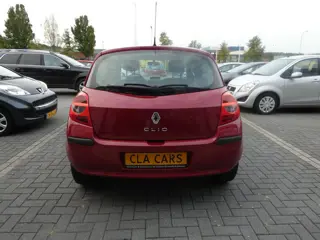 Foto 20 van Renault CLIO 1.2 TCE Dynamique S| AIRCO|