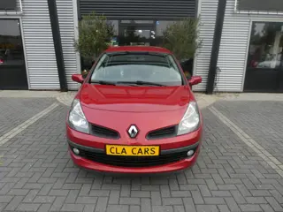 Foto 13 van Renault CLIO 1.2 TCE Dynamique S| AIRCO|
