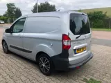 Foto 26 van Ford Transit Courier 1.5 TDCI Trend