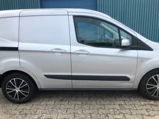 Foto 19 van Ford Transit Courier 1.5 TDCI Trend