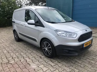 Foto 20 van Ford Transit Courier 1.5 TDCI Trend