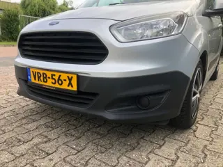 Foto 11 van Ford Transit Courier 1.5 TDCI Trend