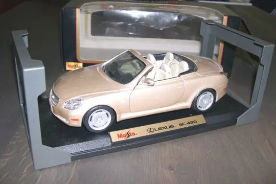 Lexus SC 430. Maisato 1:18