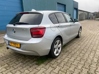 Foto 18 van BMW 1-serie 116d High Executive