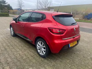 Foto 16 van Renault Clio 0.9 TCe Bose