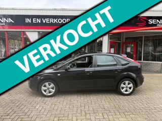 Ford Focus 2.0-16V Titanium - 5drs - Carplay - Leer - Inr M