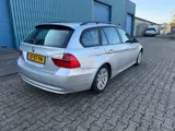 Foto 28 van BMW 3-serie Touring 320i High Executive