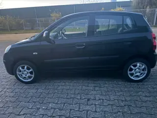 Foto 15 van Kia Picanto 1.1 Fifteen