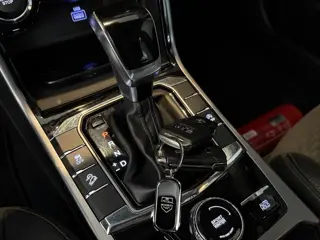 Foto 15 van SsangYong Korando 1.5 T-GDI Bj: 2021 / Automaat / Camera / Navi