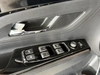 Foto 12 van SsangYong Korando 1.5 T-GDI Bj: 2021 / Automaat / Camera / Navi