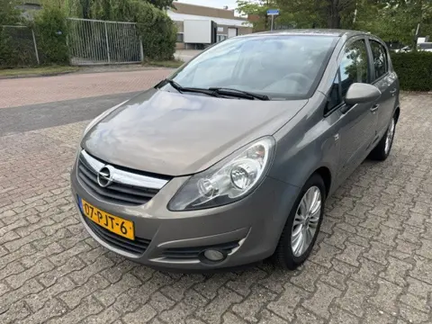 Opel Corsa 1.2-16V '111' Edition