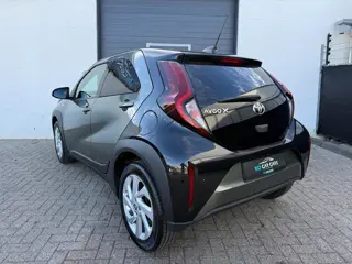 Foto 14 van Toyota Aygo X 1.0 VVT-i MT Pulse|Fabrieksgarantie|Camera|Stoelverwaming|Carplay