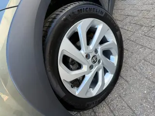 Foto 18 van Toyota Aygo X 1.0 VVT-i MT Pulse|Fabrieksgarantie|Camera|Stoelverwaming|Carplay