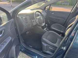 Foto 12 van Renault Captur 1.2 TCe Intens