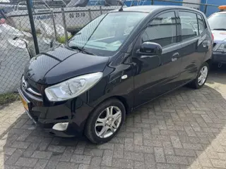 Foto 14 van Hyundai I10 1.1 i-Drive Cool MOTORSCHADE111