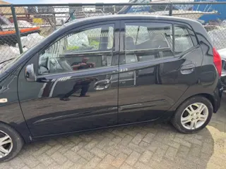 Foto 15 van Hyundai I10 1.1 i-Drive Cool MOTORSCHADE111