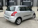Foto 28 van Suzuki Swift 1.5 Exclusive, Automaat, Airco