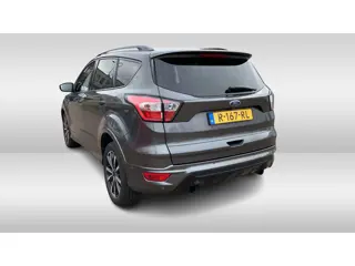 Foto 16 van Ford Kuga 1.5 EcoBoost ST Line 182pk / Camera / CarPlay / Keyless / 18'' / Stoel+Stuurverwarming / D