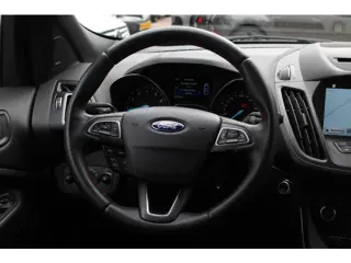 Foto 11 van Ford Kuga 1.5 EcoBoost ST Line 182pk / Camera / CarPlay / Keyless / 18'' / Stoel+Stuurverwarming / D