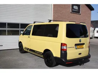 Foto 12 van Volkswagen Transporter 2.0 TDI L1H1.airco.5 zitplaatsen.1 vw dealer onderh.navigatie.cruise control.