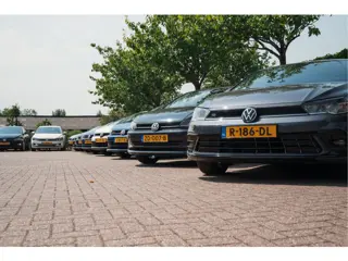 Foto 13 van Volkswagen Polo 1.0 TSI Life Business ECC ACC IQ-drive Virtueel-groot Camera PDC NAP