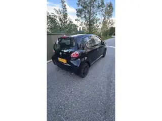 Foto 15 van Toyota Aygo 1.0-12V BJ2010/5DRS/AIRCO/APK 9-2027