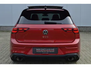 Foto 16 van Volkswagen Golf 8 2.0 TSI GTI Clubsport Akrapovic 300pk DSG7 2023