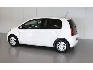 Foto 12 van Volkswagen Up! Volkswagen up! Move up | Airco 2015| € 7.450 rijklaar.