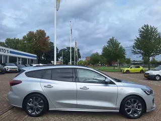 Foto 19 van Ford FOCUS Wagon 1.0 EcoBoost Hybrid ST Line (bj 2024)