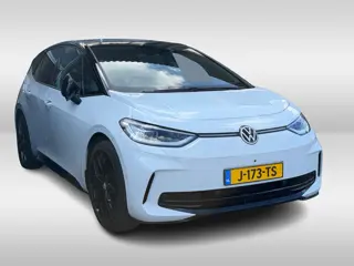 Foto 19 van Volkswagen ID.3 First Max 58 kWh / SOH 92,3% / Full option! / Panoramadak / Camera / Head-up / Keyle