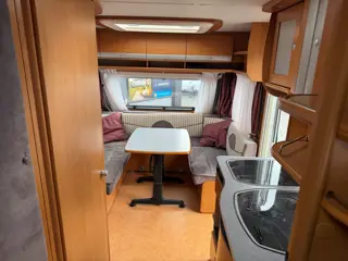 Foto 15 van DETHLEFFS Camper 510 V ’06 (Enkele Bedden, Rondzit)