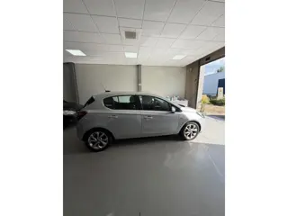 Foto 12 van Opel Corsa 1.3 CDTI Edition