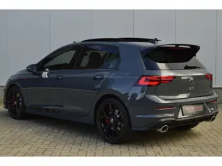 Foto 18 van Volkswagen Golf 8 2.0 TSI GTI Clubsport 300pk DSG7 2023