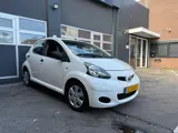 Foto 23 van Toyota Aygo 1.0-12V Now