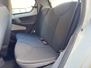 Foto 19 van Toyota Aygo 1.0-12V Now