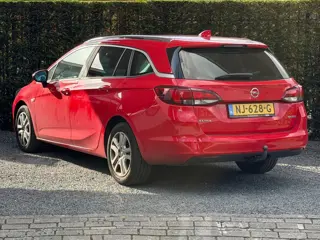 Foto 17 van Opel Astra Sports Tourer 1.0 Business+ | PDC | CARPLAY | TREKHAAK!