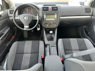 Foto 18 van Volkswagen Golf 1.4 TSI Optive 5 deur NL auto.....